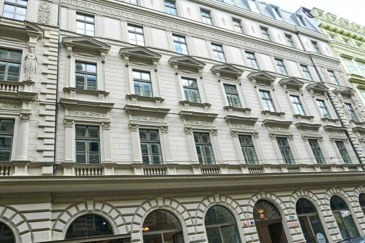 Palace Dlazdena Central Apartment - New Town Prag Exterior foto