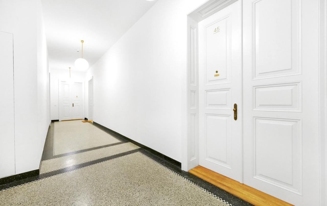 Palace Dlazdena Central Apartment - New Town Prag Exterior foto